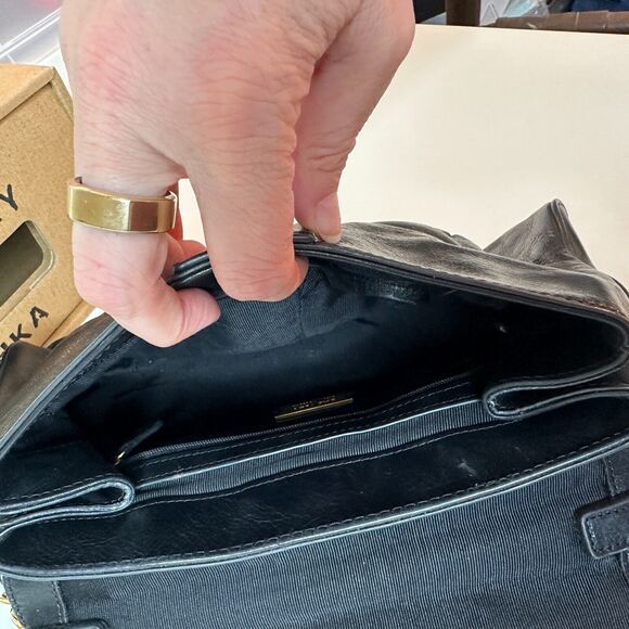 Badgley Mischka Black Leather Purse Detachable Chain Strap - Picture 7 of 16